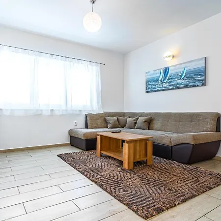 Apartments Nina Maslenica Exterior photo