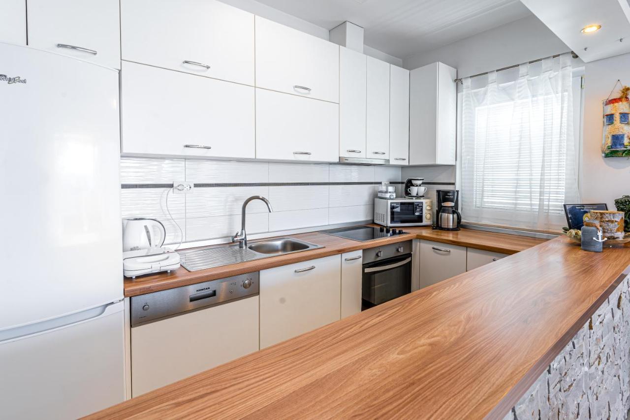 Apartma Nina